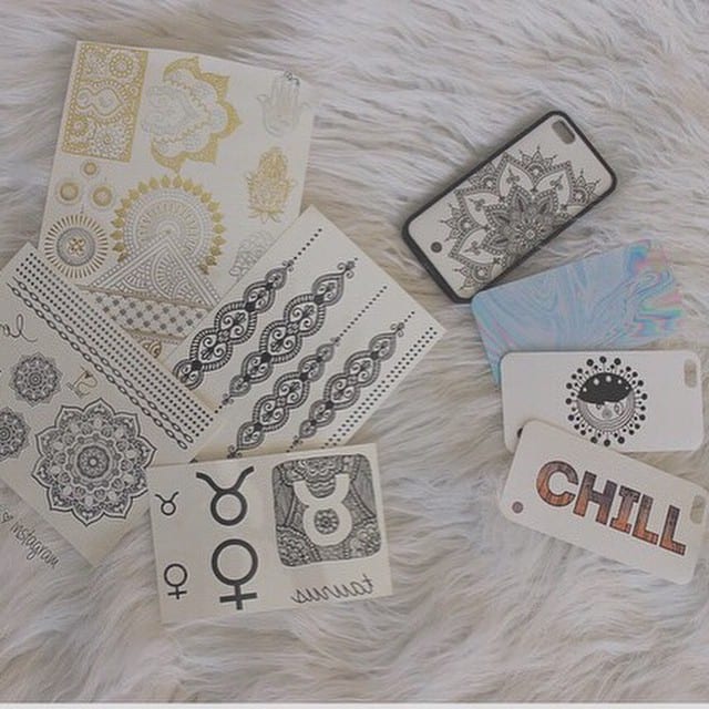 Thanks p4ws for such a great picture Tag someone down down below whod like these case designs