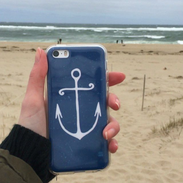 Beaching it with a #cbk anchor case! ️? Are you on spring break? Comment down below!