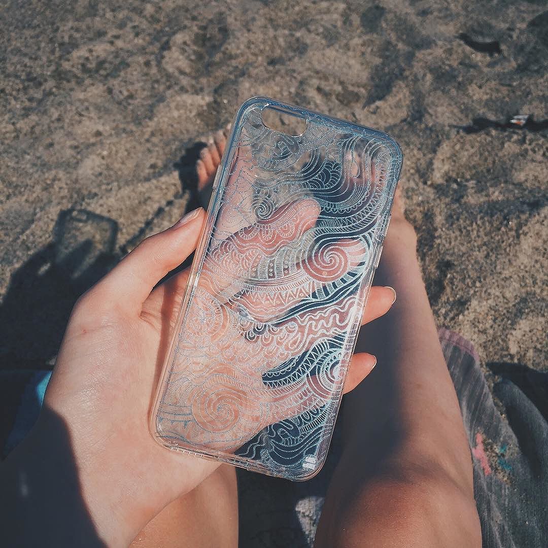 Our Blue Waves Transparent case at the beach ? so ready for summer! 
WWW.CASESBYKATE.COM

#summer #waves #beach #cuteiphonecase