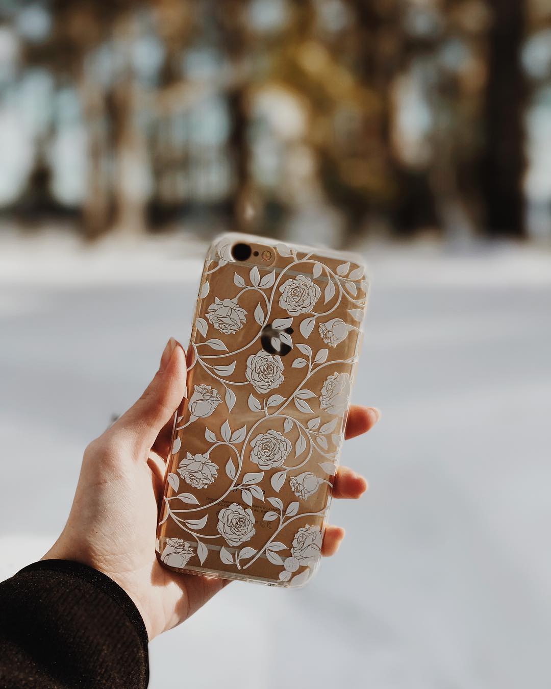 Cyber Monday Cases by Kate sale starts now!  Use code CYBERMONDAY now through tomorrow at midnight PT for 20% off all interchangeable phone cases plus 2 FREE templates of your choice ?