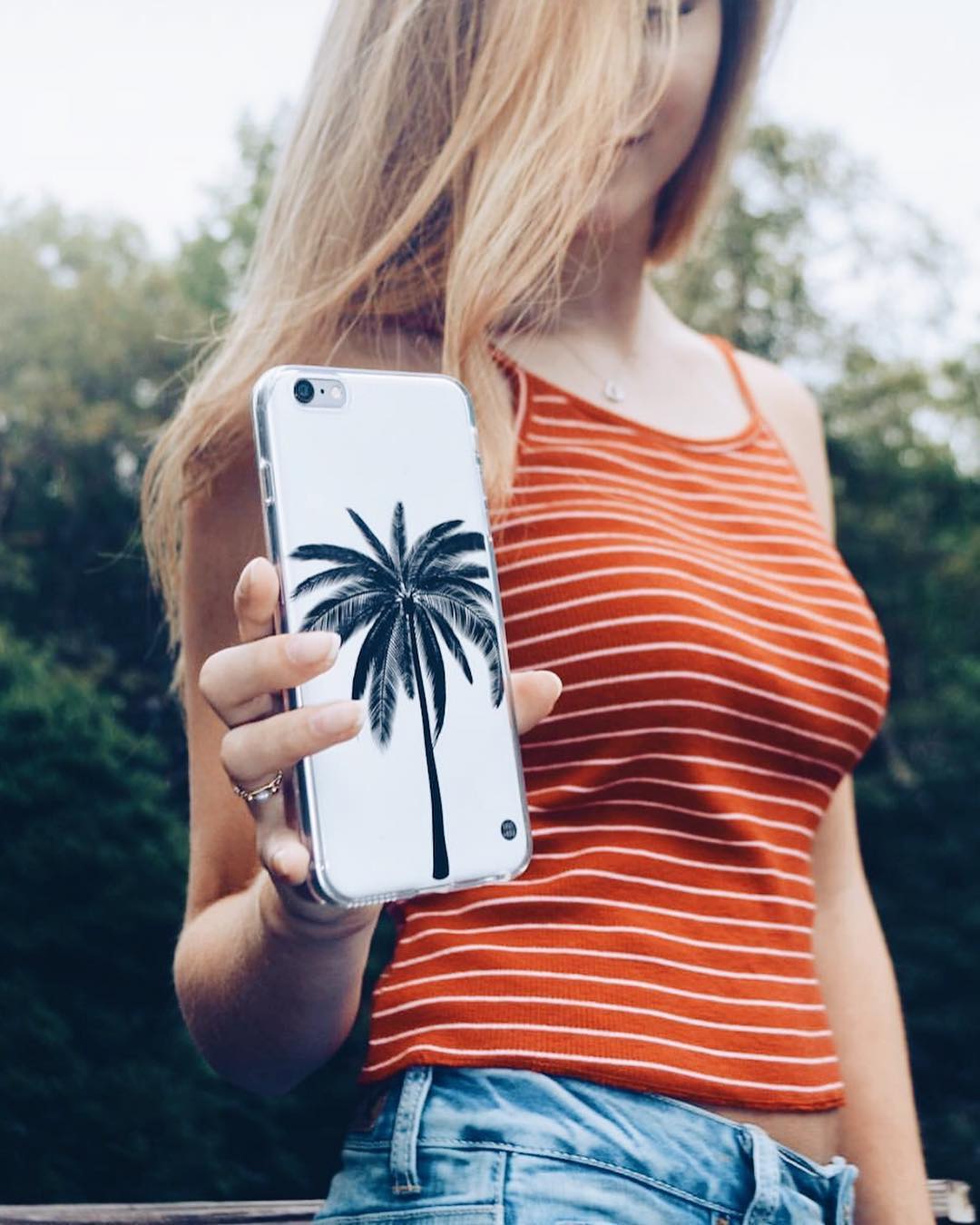 celebrate summer weather with our “palms” ($14!!) case or one of the other 400+ designs on WWW.CASESBYKATE.COM ️️