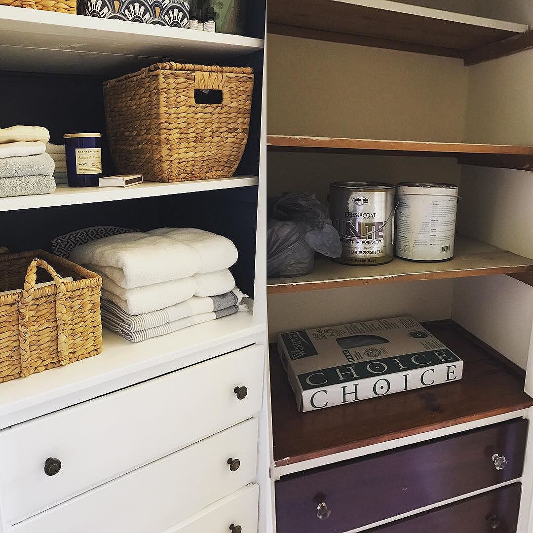 Took off the closet door to show off this built-in . . . Love the way the dark walls look with the bright white trim #homerenovation #homestaging #interiordesigner #homedecor #builtin #homedesigns #bungalow #homeremodel #benjaminmoorenewburyportblue #portlandmaine #bluebungalowproject #heartenhome