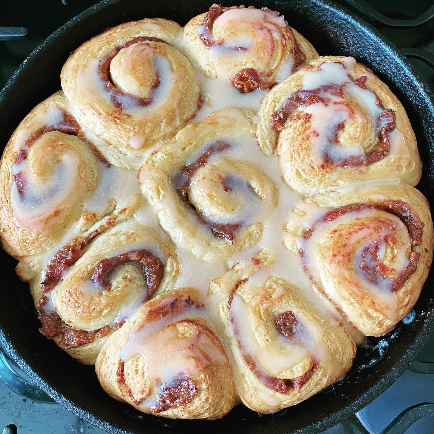 Cinnamon buns always help 🥧 @bonappetitmag